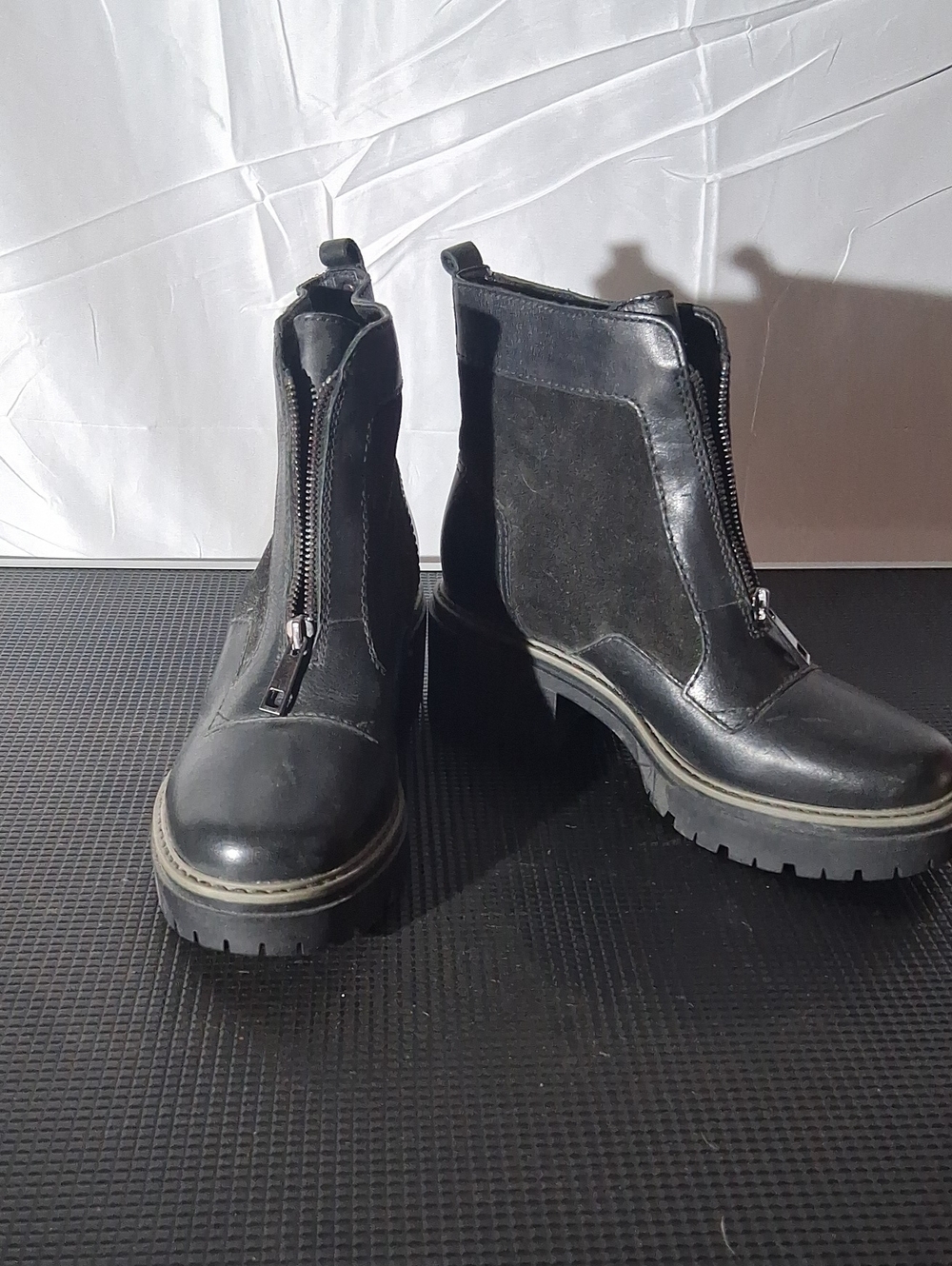 Women's Black Zip-Front Leather Ankle Boots